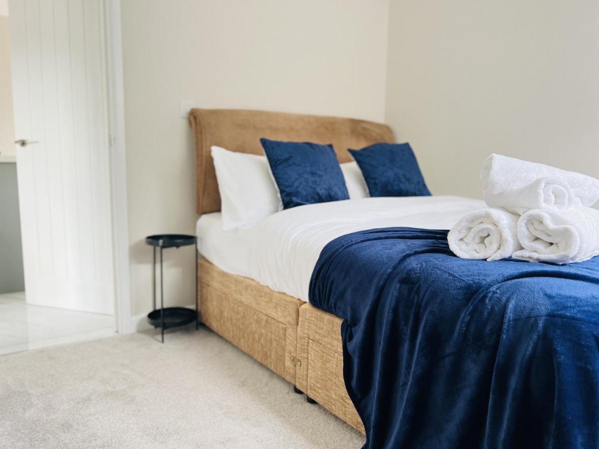 Brand New 1 Bed Apartment, 5Min Walk To Racing & Main Strip, With Electric Parking Bay & Terrace Long Stay Work Contractor Leisure - Citrine Newmarket  Extérieur photo