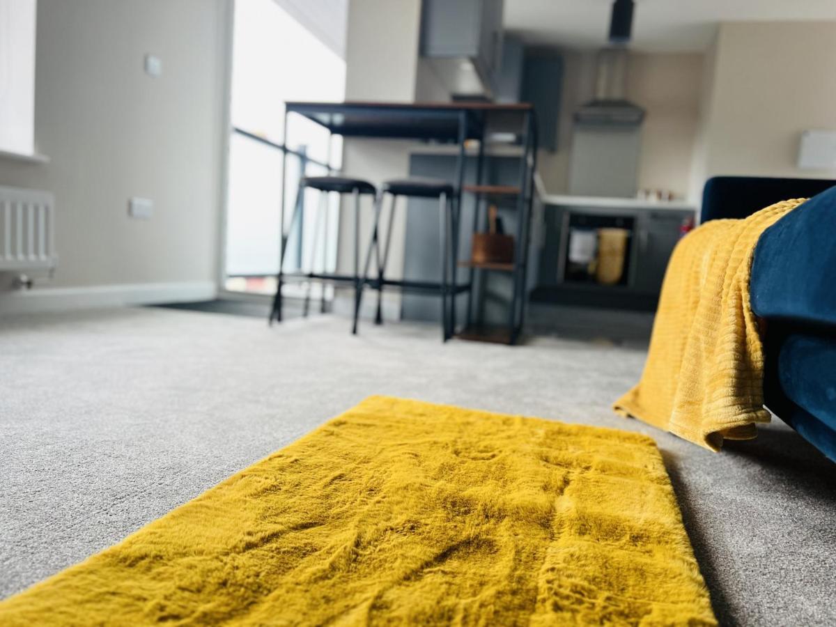 Brand New 1 Bed Apartment, 5Min Walk To Racing & Main Strip, With Electric Parking Bay & Terrace Long Stay Work Contractor Leisure - Citrine Newmarket  Extérieur photo